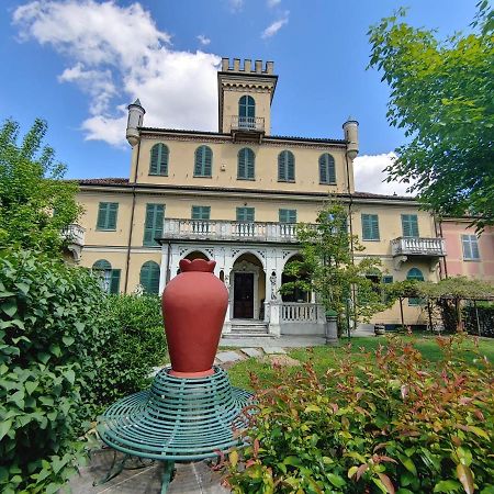 B&B Villa Ferrari Асти Екстериор снимка