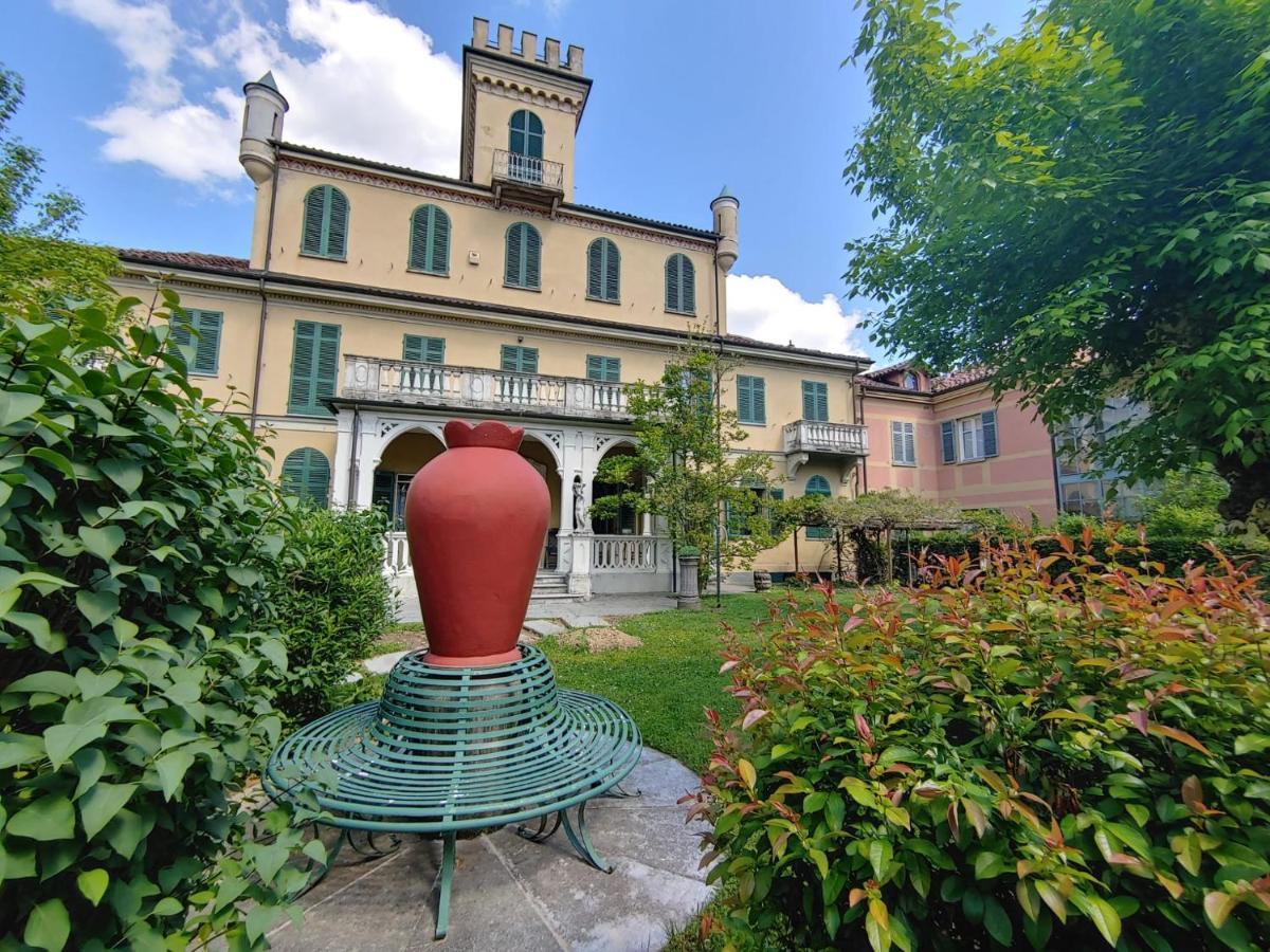 B&B Villa Ferrari Асти Екстериор снимка