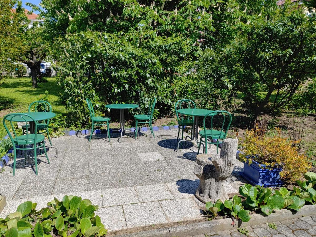 B&B Villa Ferrari Асти Екстериор снимка