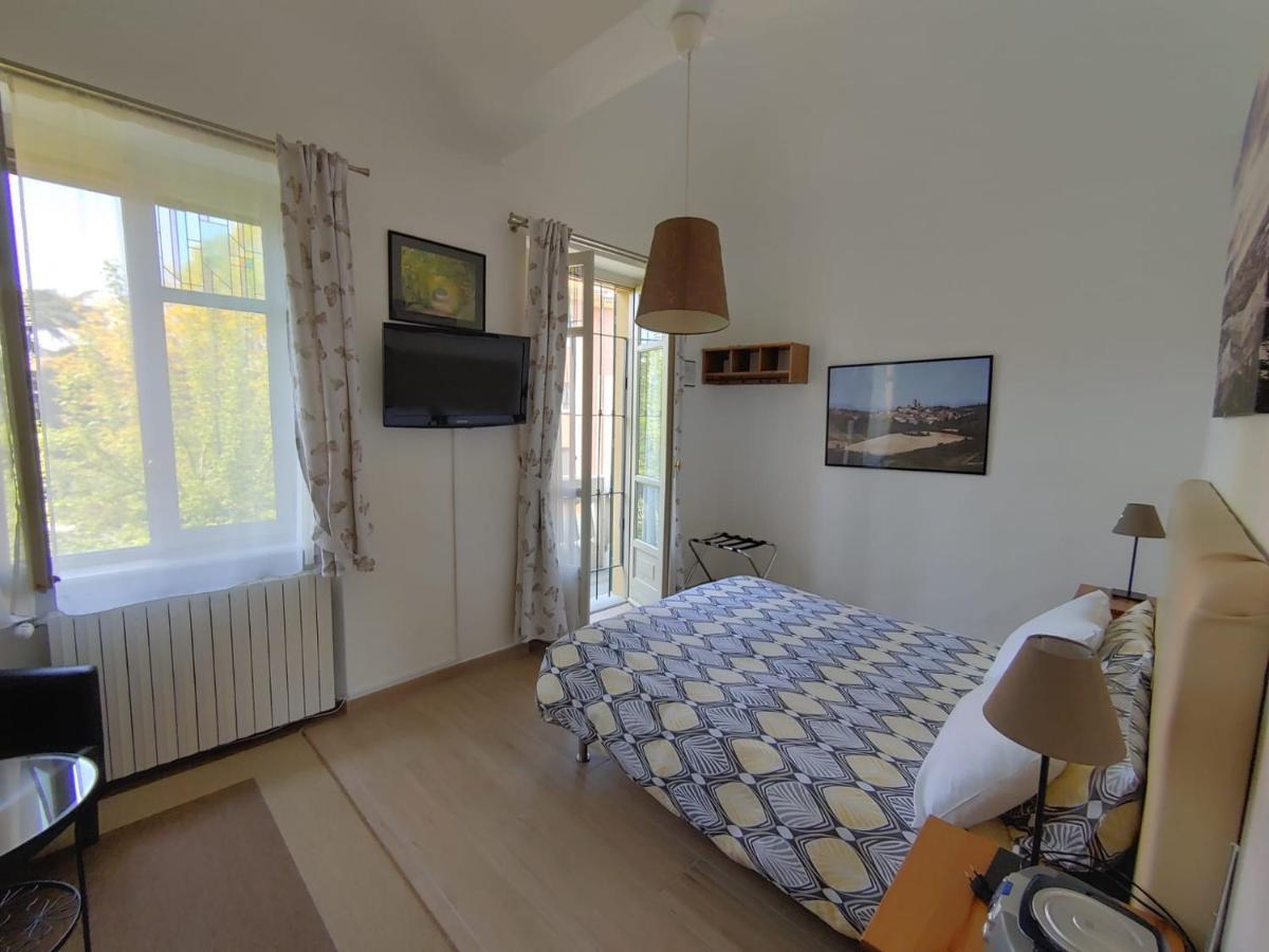 B&B Villa Ferrari Асти Екстериор снимка