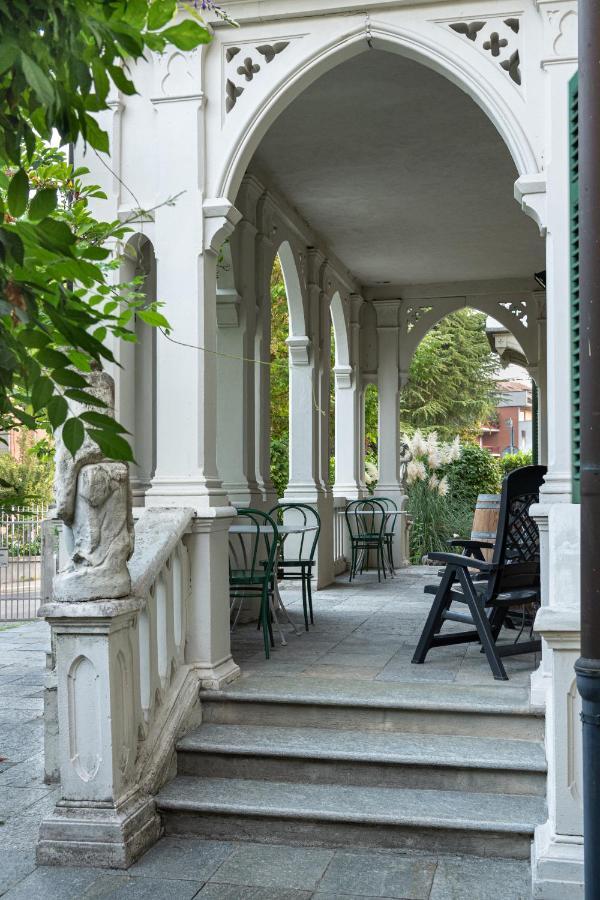 B&B Villa Ferrari Асти Екстериор снимка