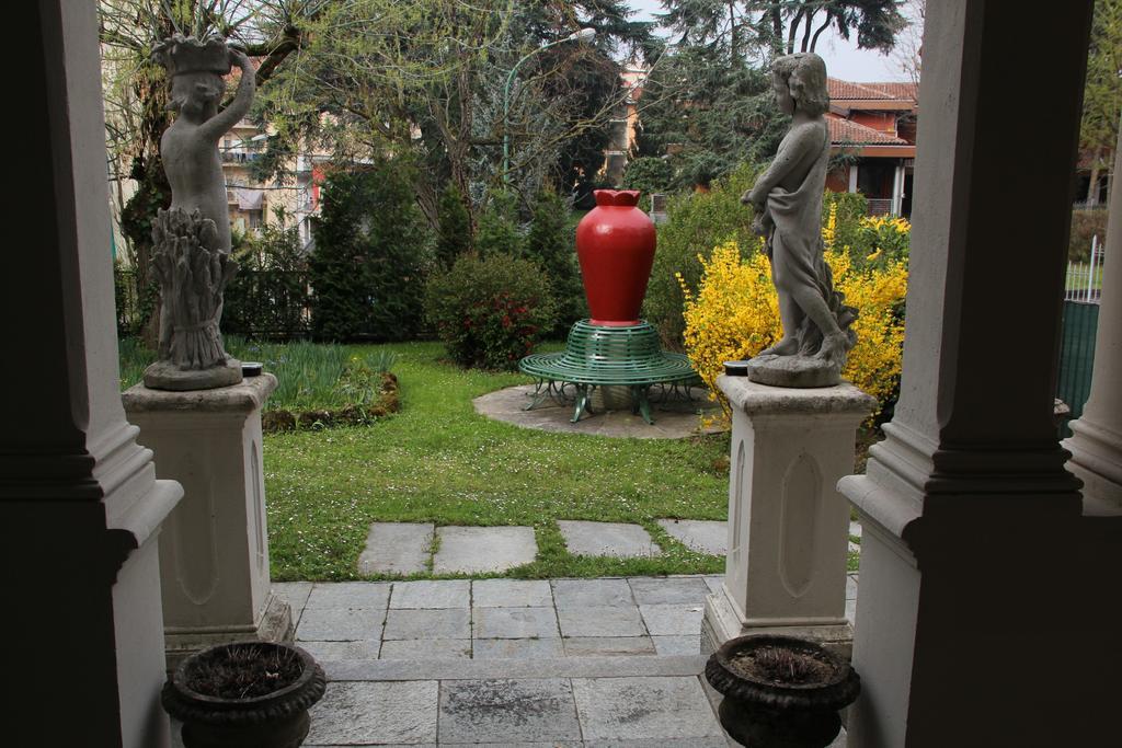 B&B Villa Ferrari Асти Екстериор снимка